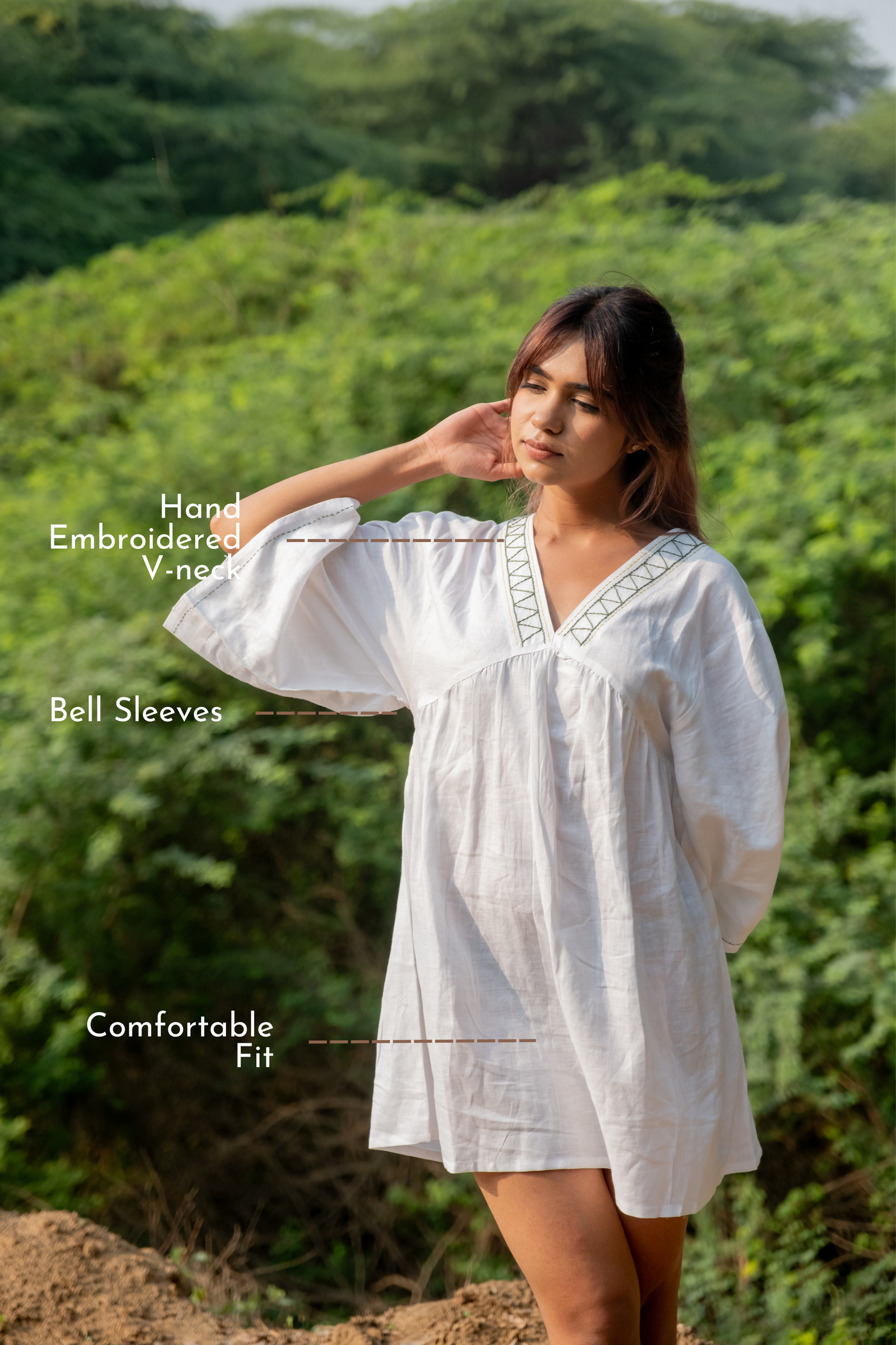 Lincell Short embroidered dress