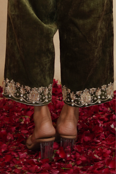 Velvet Collar Kurta Co-ord Set