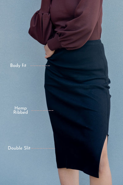 Ribbed Double Slit Skirt