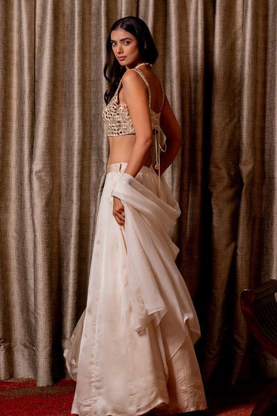 Aaina Rose Silk Cape Set