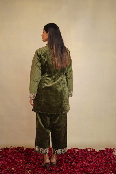 Velvet Collar Kurta Co-ord Set