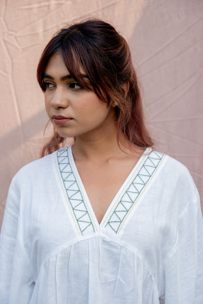 Lincell Short embroidered dress